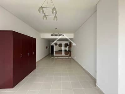 Studio for Rent in Dubai Silicon Oasis (DSO), Dubai - Opp Silicon Central Mall | Vacant | Spacious