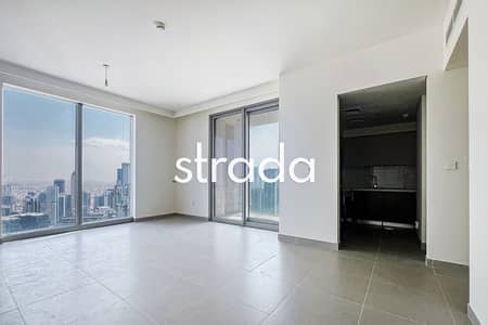 2 Bedroom Flat for Rent in Downtown Dubai, Dubai - High Floor | Unfurnished | Vacant