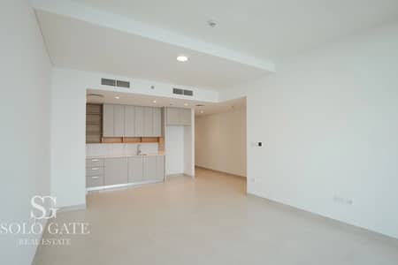 2 Bedroom Apartment for Rent in Dubai Creek Harbour, Dubai - Elegant 2BR | Iconic Views | Prime Spot