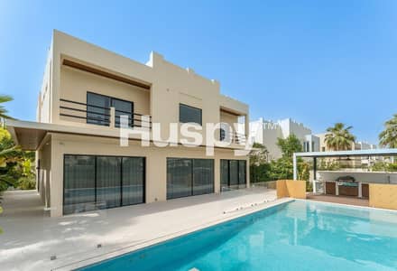 5 Bedroom Villa for Rent in The Meadows, Dubai - Fully Renovated | Vacant | Lake Views