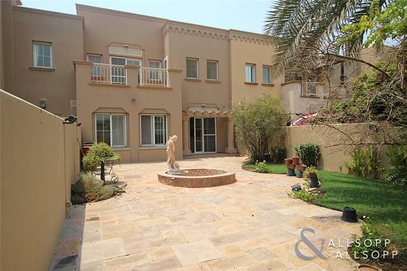 Springs 14 | 3 Beds | Pool and Park View