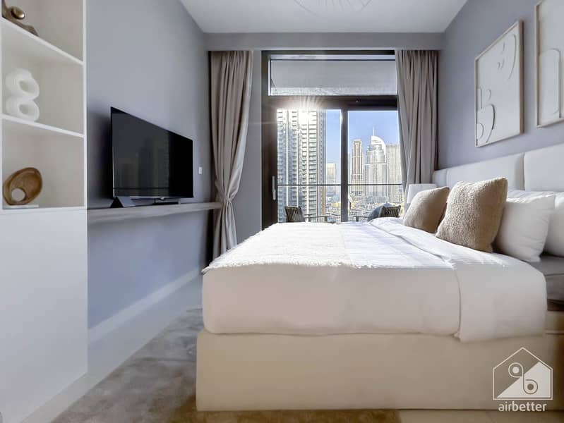 12 Crown Tower - 1507-Room 1 - 1. jpg