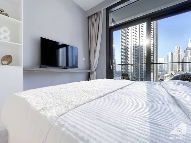 21 Crown Tower - 1507-Room 1 - 10. jpg