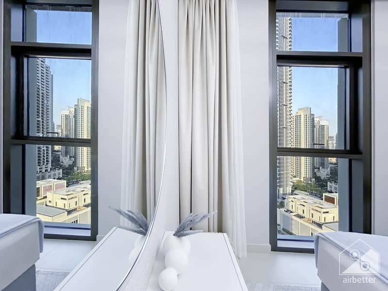 39 Crown Tower - 1507-Room2 - 10. jpg