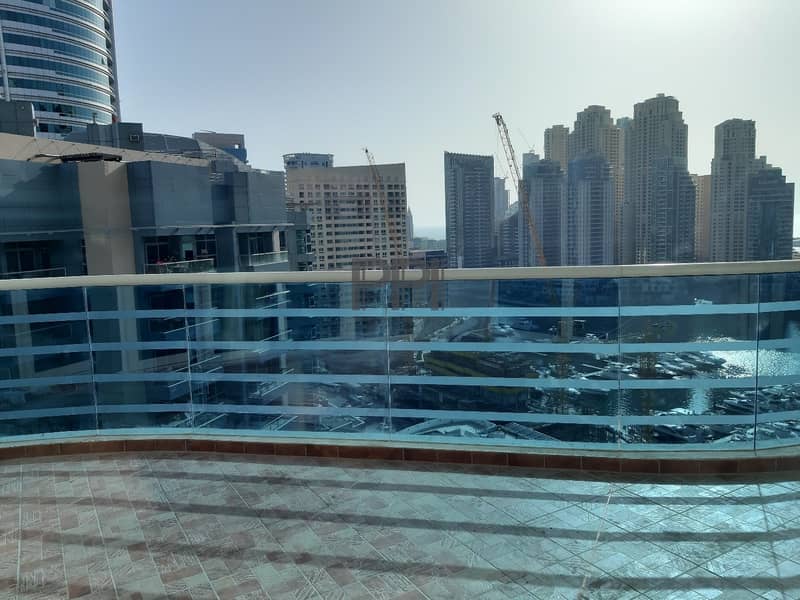 Luxurious Fully furnished with SZR view Apt for rent
