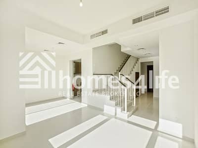 Corner Plot | Vacant |Townhouse with Study+Maid Corner Plot | Vacant |Townhouse with Study+Maid