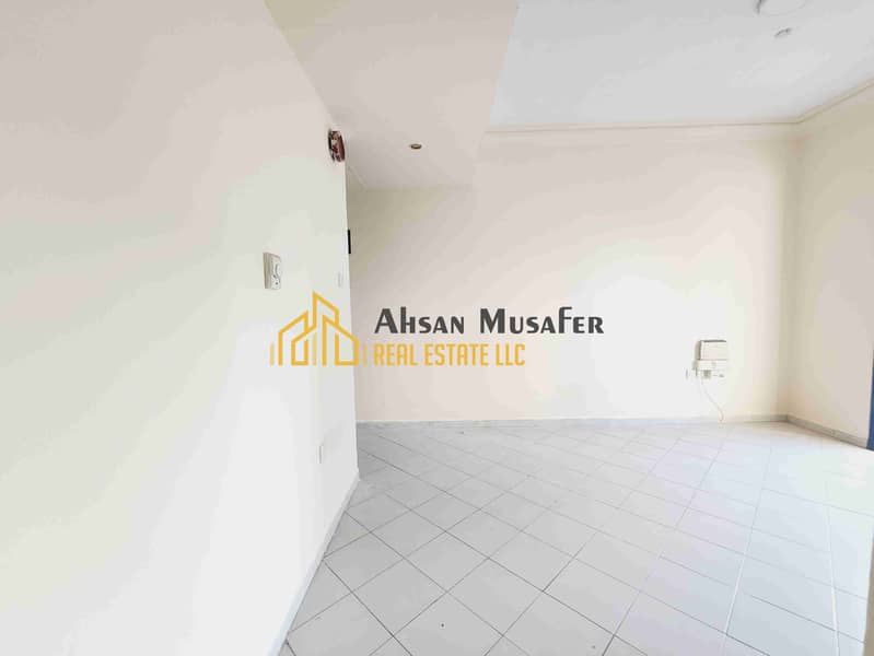 8 jzis033aqRAqruRDeWQ07tmxcbLWbbp3hRsBV8CX