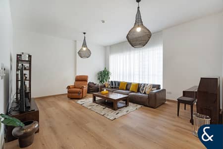 3 Bedroom Flat for Sale in Jumeirah Beach Residence (JBR), Dubai - Fully Upgraded | Marina View | Vacant