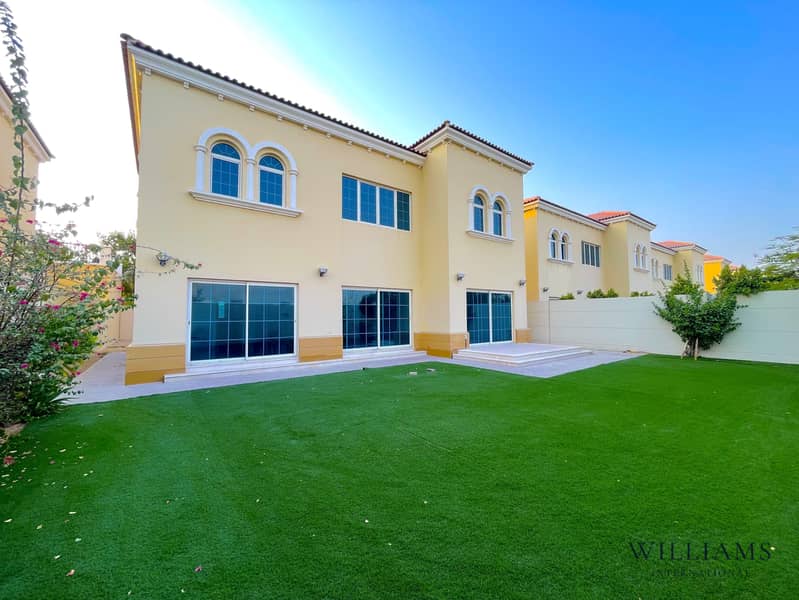 位于朱美拉公园社区，Legacy，Legacy Small 4 卧室的别墅 360000 AED - 12538333