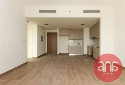 2 Bedroom Flat for Sale in Dubai Creek Harbour, Dubai - Beach Access | Creek Tower View | Brand New