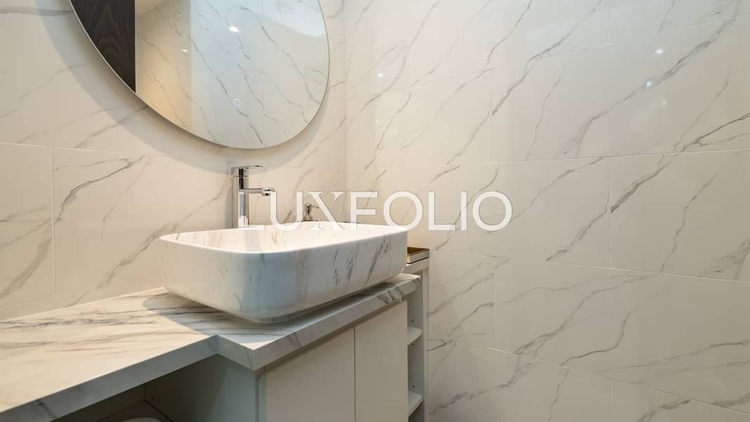 UPGRADED 1BR CLASSY MARINA VIEWS AVAILABLE NOW - Image 19