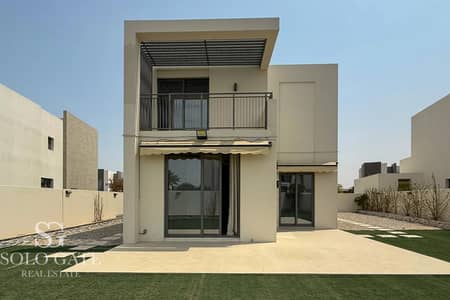 4 Bedroom Villa for Rent in Dubai South, Dubai - Spacious Bright Villa | Vacant | Golf Course View