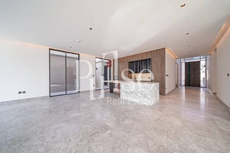 5 Bedroom Villa for Rent in Tilal Al Ghaf, Dubai - Large 5-Bedroom Garden Suite | Upgraded