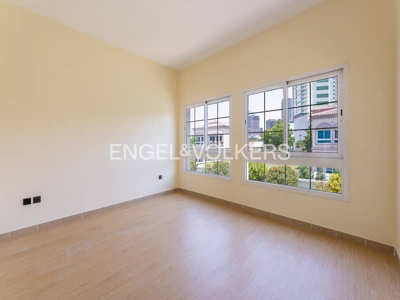 Huge Plot | Landscaped | Vacant | Close To Schools - Image 10