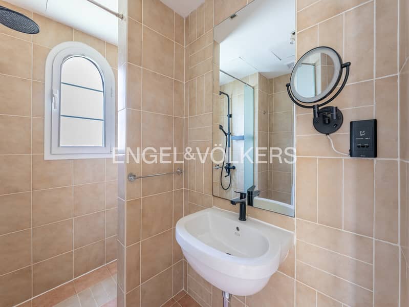 Huge Plot | Landscaped | Vacant | Close To Schools - Image 12