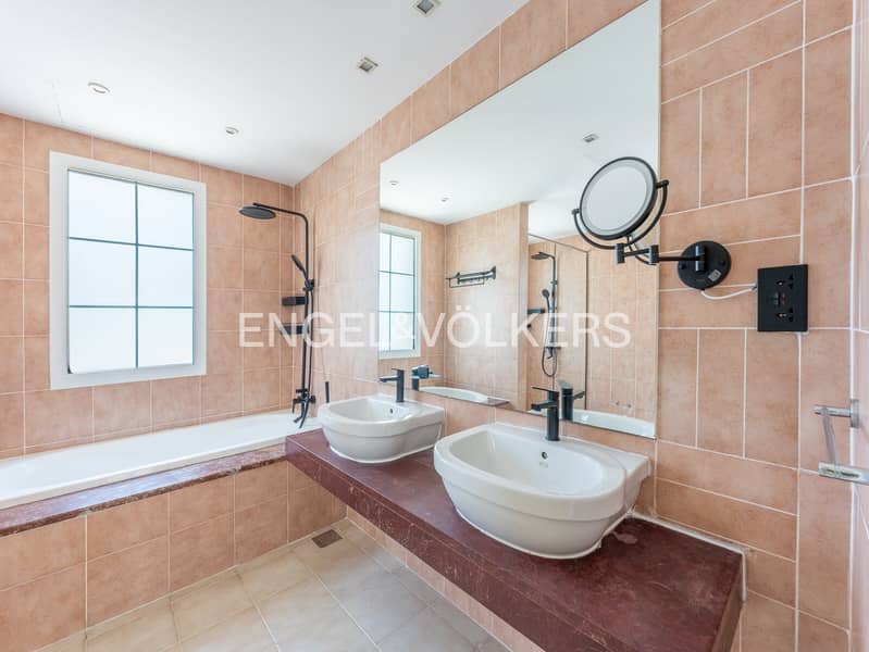 Huge Plot | Landscaped | Vacant | Close To Schools - Image 16