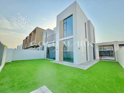 4 Bedroom Villa for Rent in Arabian Ranches 3, Dubai - Vacant Unit | Emirates Road Facing | Landscaped