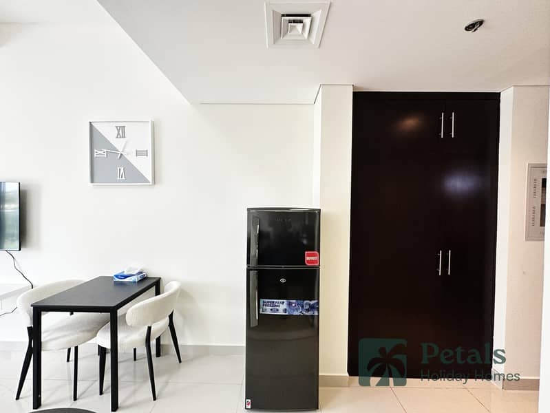 Modern Living – Short-Term Stay at Eagle Heights, Dubai Sports City - Image 10