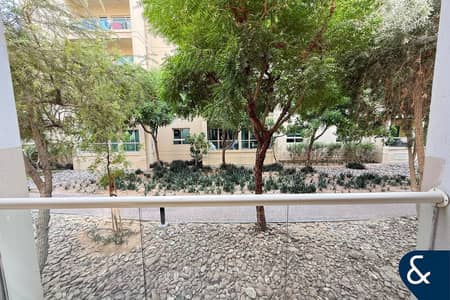 1 Bedroom Apartment for Rent in The Greens, Dubai - Upgraded Bathroom | Unfurnished | Vacant