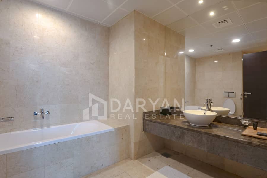 Deluxe | Breathtaking City Views | Fully Furnished - Image 8