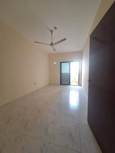 1 Bedroom Flat for Rent in Al Qulayaah, Sharjah - 18bb480a-7de2-42a8-a7f5-8e90bf6e1c9d. jpg