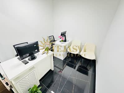 Office for Rent in Deira, Dubai - 4b28e600-d424-4254-bdd2-c3ecbd2b7628. jpg