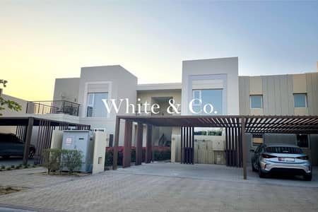 2 Bedroom Flat for Rent in Dubai South, Dubai - Private Garden |Gated Cluster| Single Row
