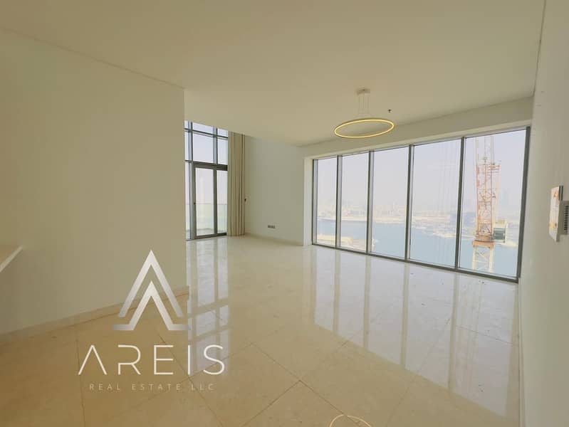 Bright 3BR with Full Sea-Facing Windows