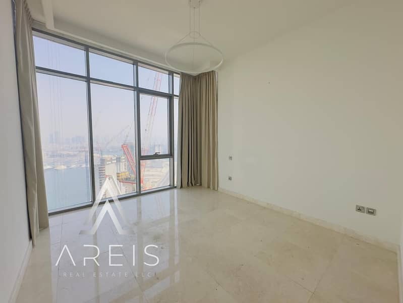 Bright 3BR with Full Sea-Facing Windows - Image 13