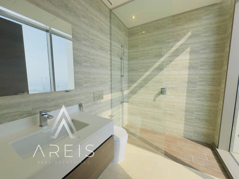 Bright 3BR with Full Sea-Facing Windows - Image 23