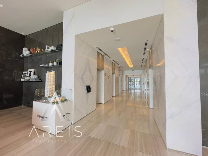 Bright 3BR with Full Sea-Facing Windows - Image 25