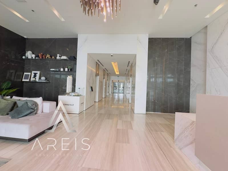 Bright 3BR with Full Sea-Facing Windows - Image 28