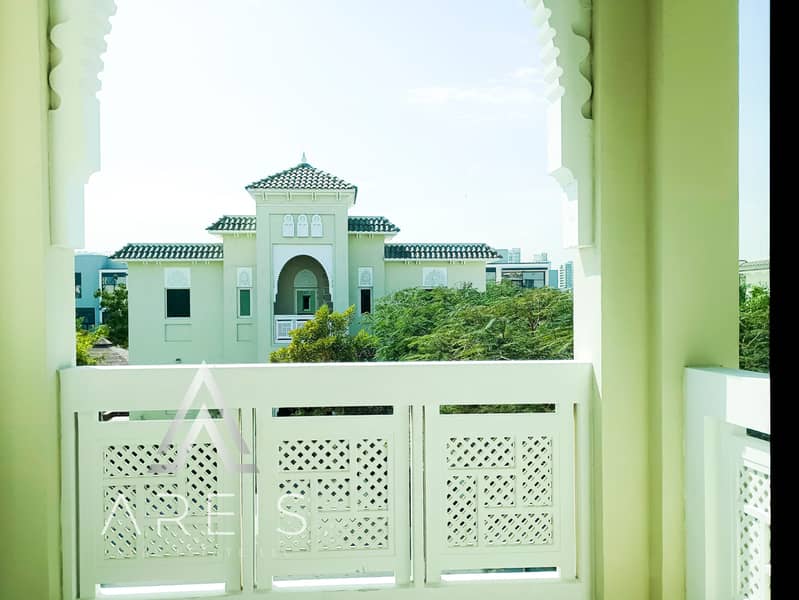 Spacious 4BR Villa with Private Garden