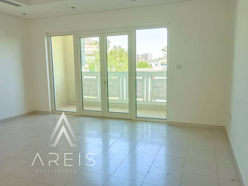 Spacious 4BR Villa with Private Garden - Image 11