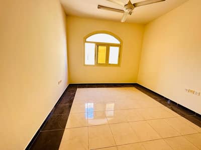 استوديو  للايجار في تجارية مويلح، الشارقة - bfc65b8d-2a1d-46bb-a502-f29ed7000d30. jpeg