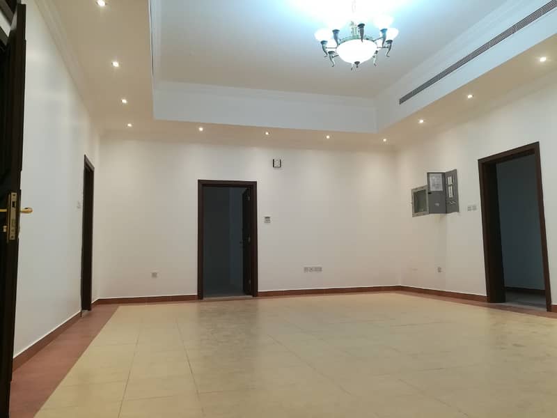 Luxury 3 Master Bedroom Apartment with Balcony @@ MBZ City