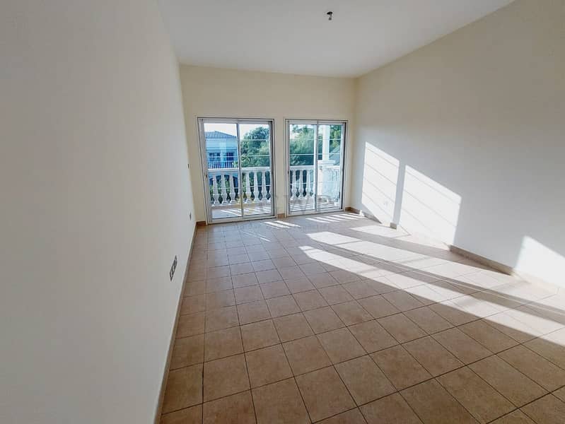 Corner | Landscaped | Huge Green Plot | Ready Now - Image 7