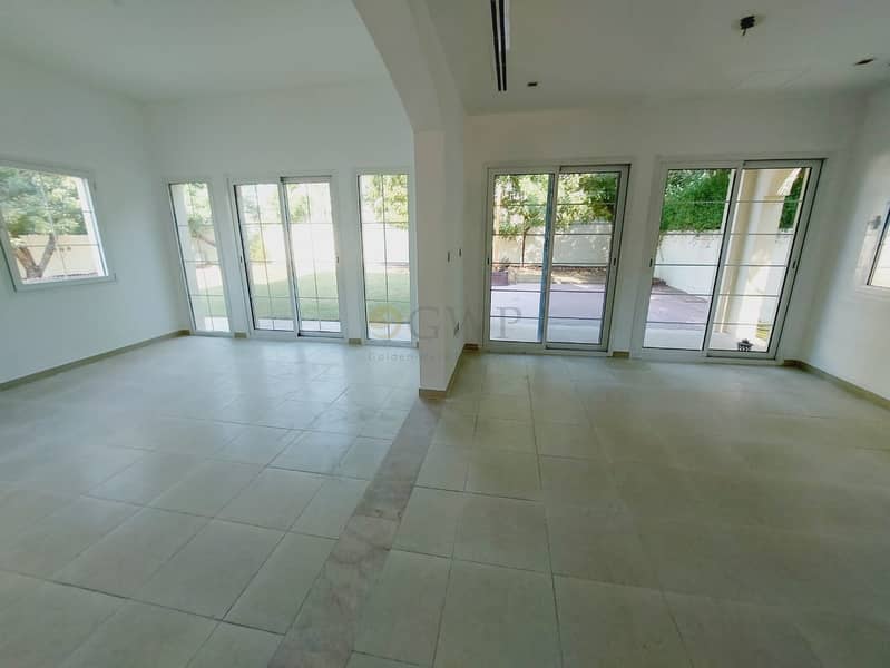 Corner | Landscaped | Huge Green Plot | Ready Now - Image 12