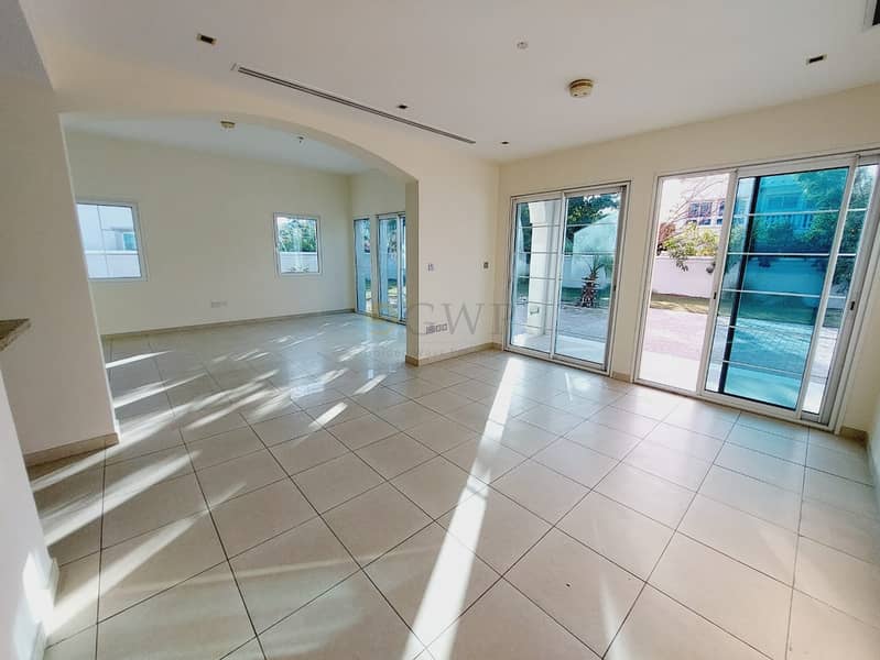 Corner | Landscaped | Huge Green Plot | Ready Now - Image 15