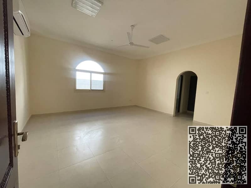 19 WhatsApp Image 2025-08-18 at 13.02. 40_795d5b37. jpg