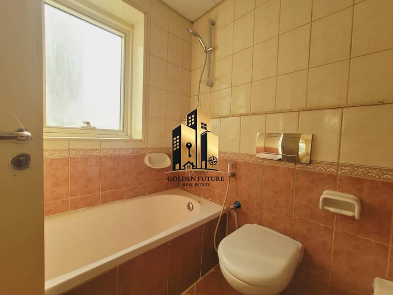 8 IMG-20250818-WA0185. jpg