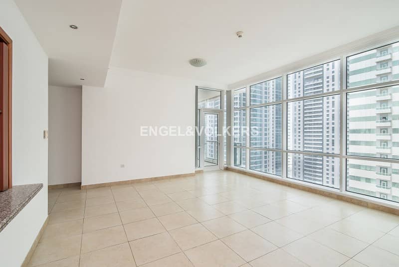 Vacant|Unfurnished|10 Series| With Balcony Vacant|Unfurnished|10 Series| With Balcony