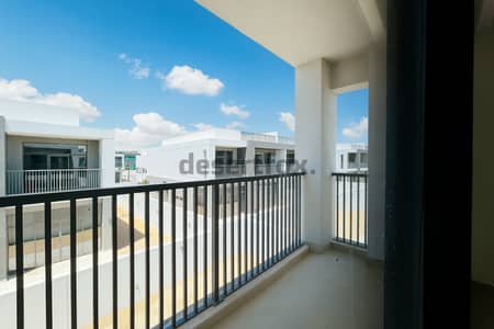 5 Bedroom Villa for Rent in Dubai South, Dubai - Brand New | Expansive Layout | Steps from Beachfront