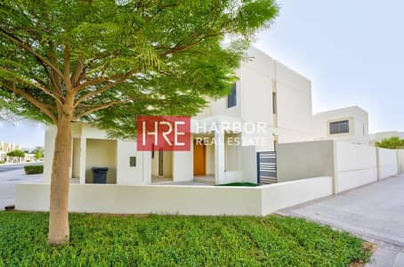 4 Bedroom Townhouse for Rent in Town Square, Dubai - Corner Villa| Plus Maids Room| 0 Commission| 6Cheques