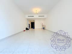 شقة في بناية صالح بن لحاج 341،البرشاء 1،البرشاء 2 غرف 110000 درهم - 12545914