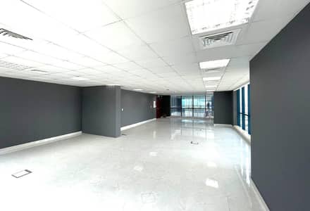 Shop for Rent in Jumeirah Lake Towers (JLT), Dubai - Vacant | Fitted Office | Low Floor | Spacious