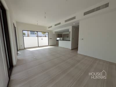 6 Bedroom Villa for Sale in DAMAC Hills, Dubai - VASTU COMPLIANT | SPACIOUS LAYOUT | CLOSE TO ENTRY