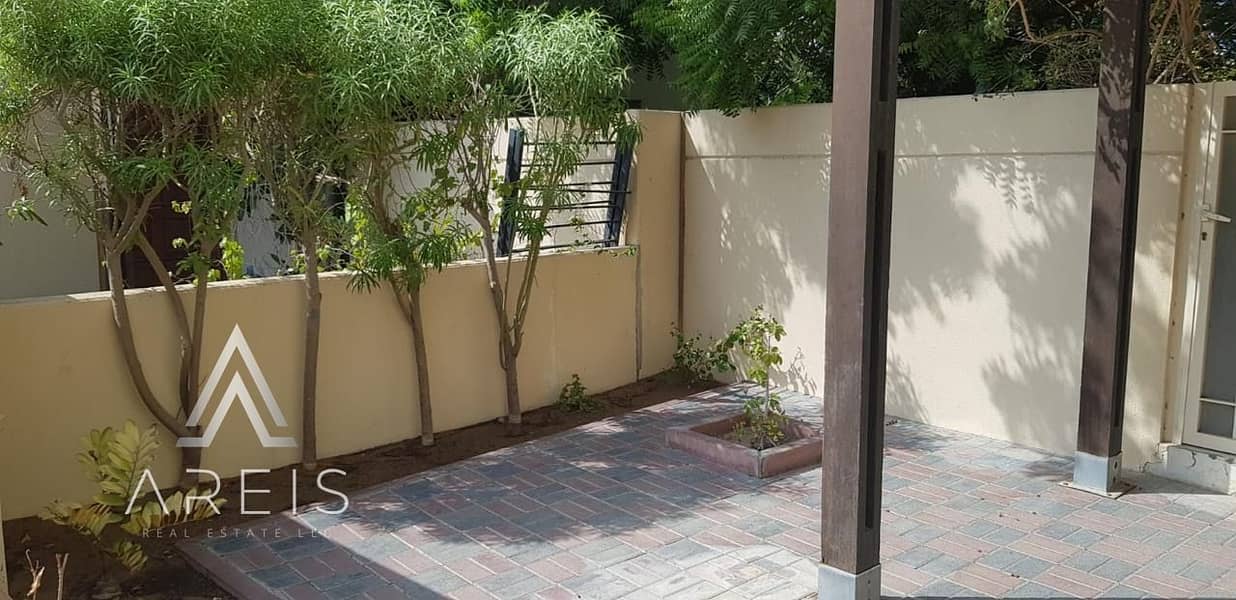 Vastu Compliant | Luxurious | Family Townhouse - Image 7