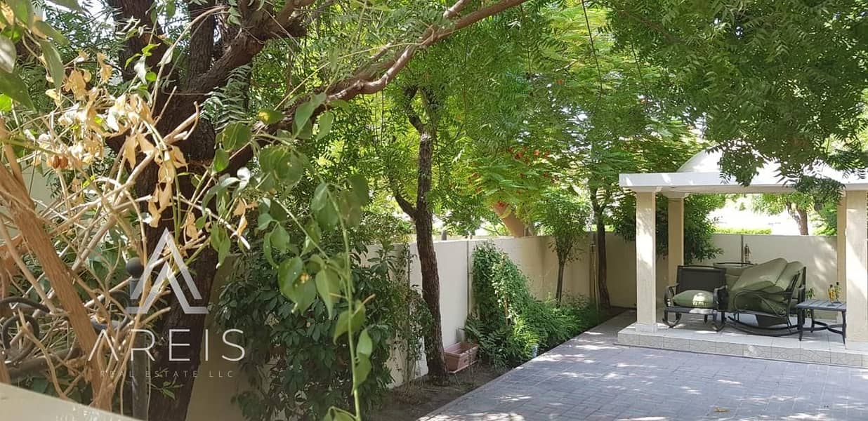 Vastu Compliant | Luxurious | Family Townhouse - Image 8