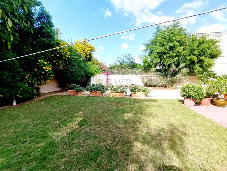 Spacious|Grand Garden|Central|Well Kept|Med Style